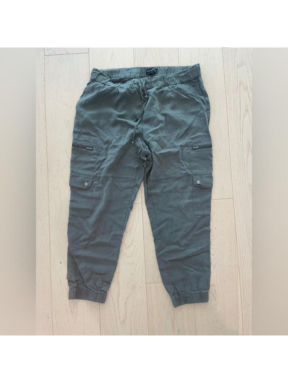Banana Republic Army Green Cargo Pants Size Large